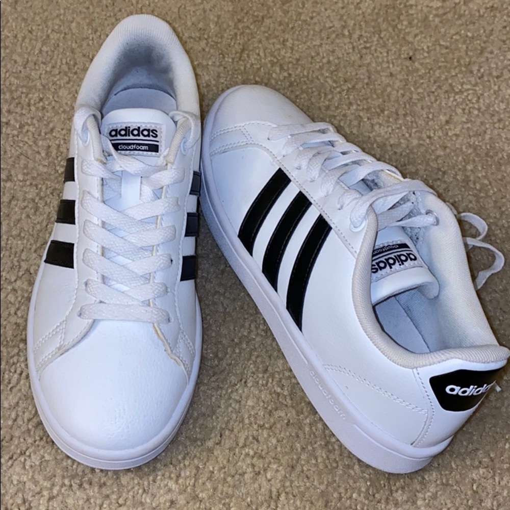 Adidas cloudfoam shoes - black and white